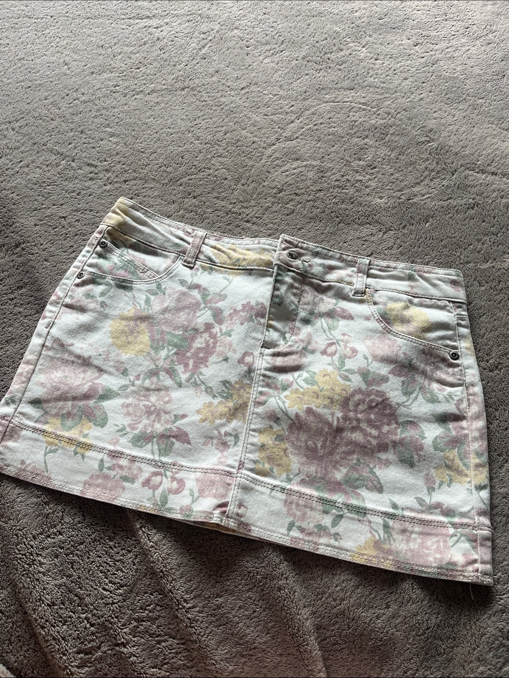 Vintage Floral Print Mini Skirt